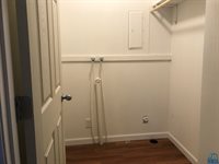 18546 140th St, Akron, IA 51001