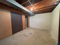 18546 140th St, Akron, IA 51001