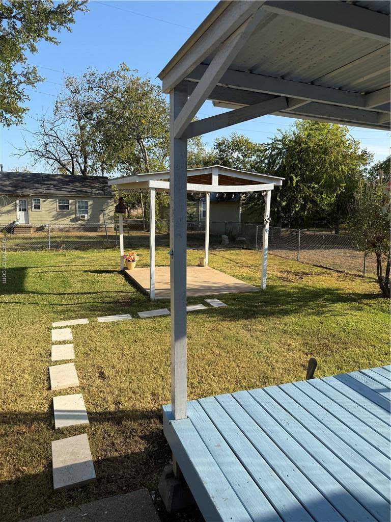 709 Churchill Drive, Bryan, TX 77801