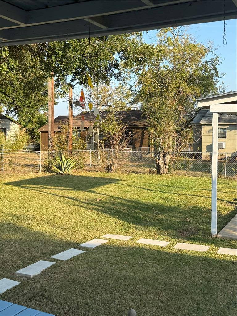 709 Churchill Drive, Bryan, TX 77801