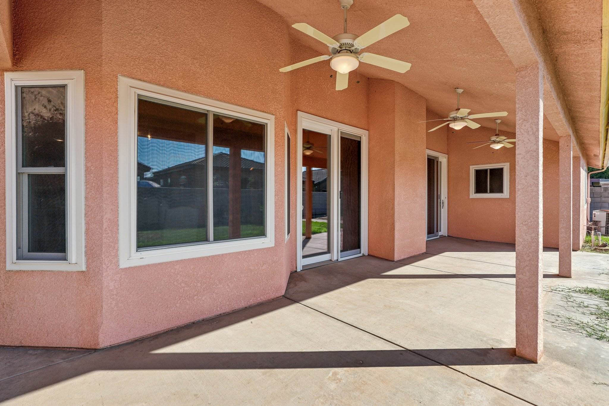 526 Grenache Ave., Madera, CA 93637