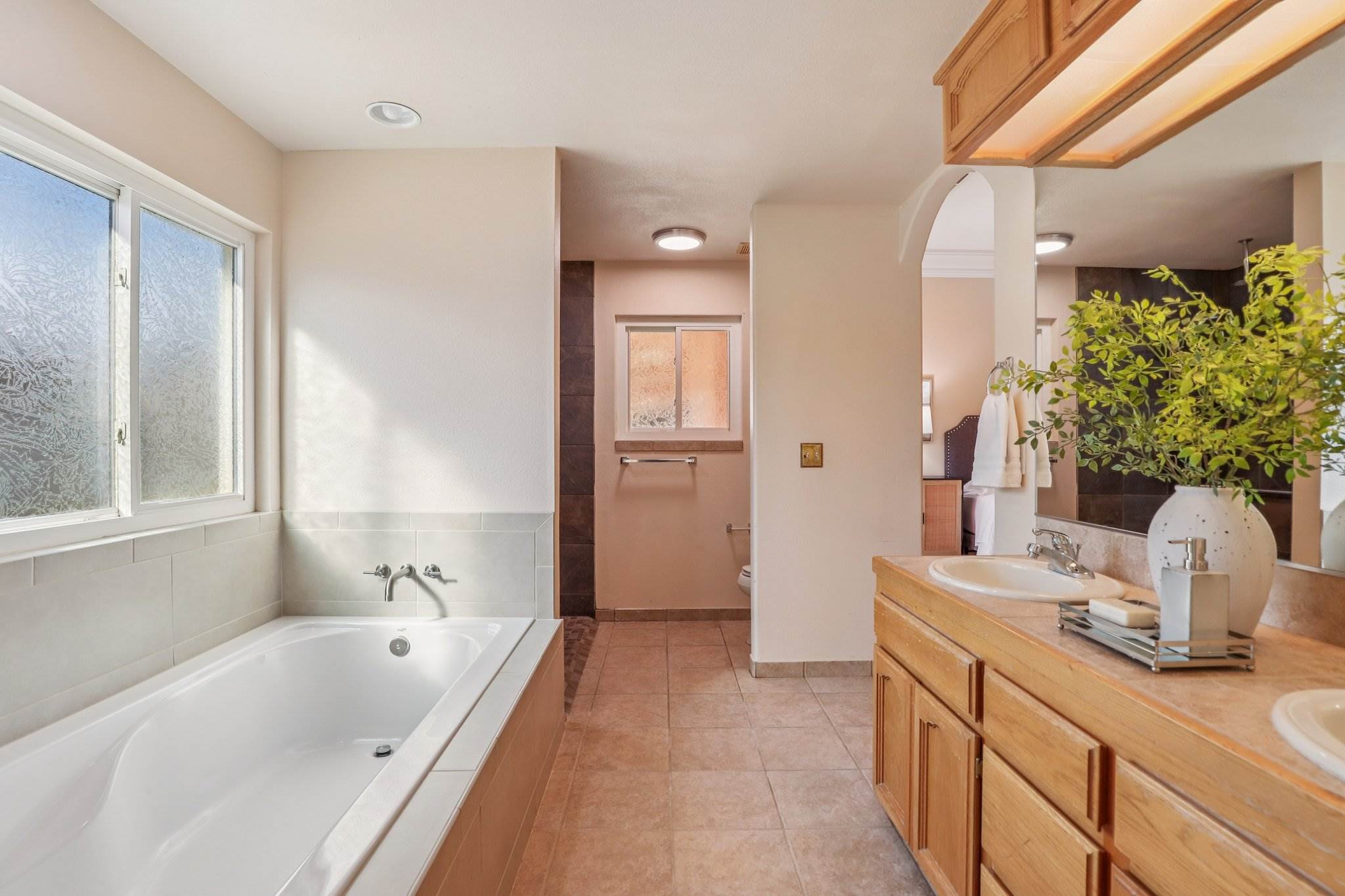 526 Grenache Ave., Madera, CA 93637