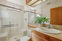 526 Grenache Ave., Madera, CA 93637