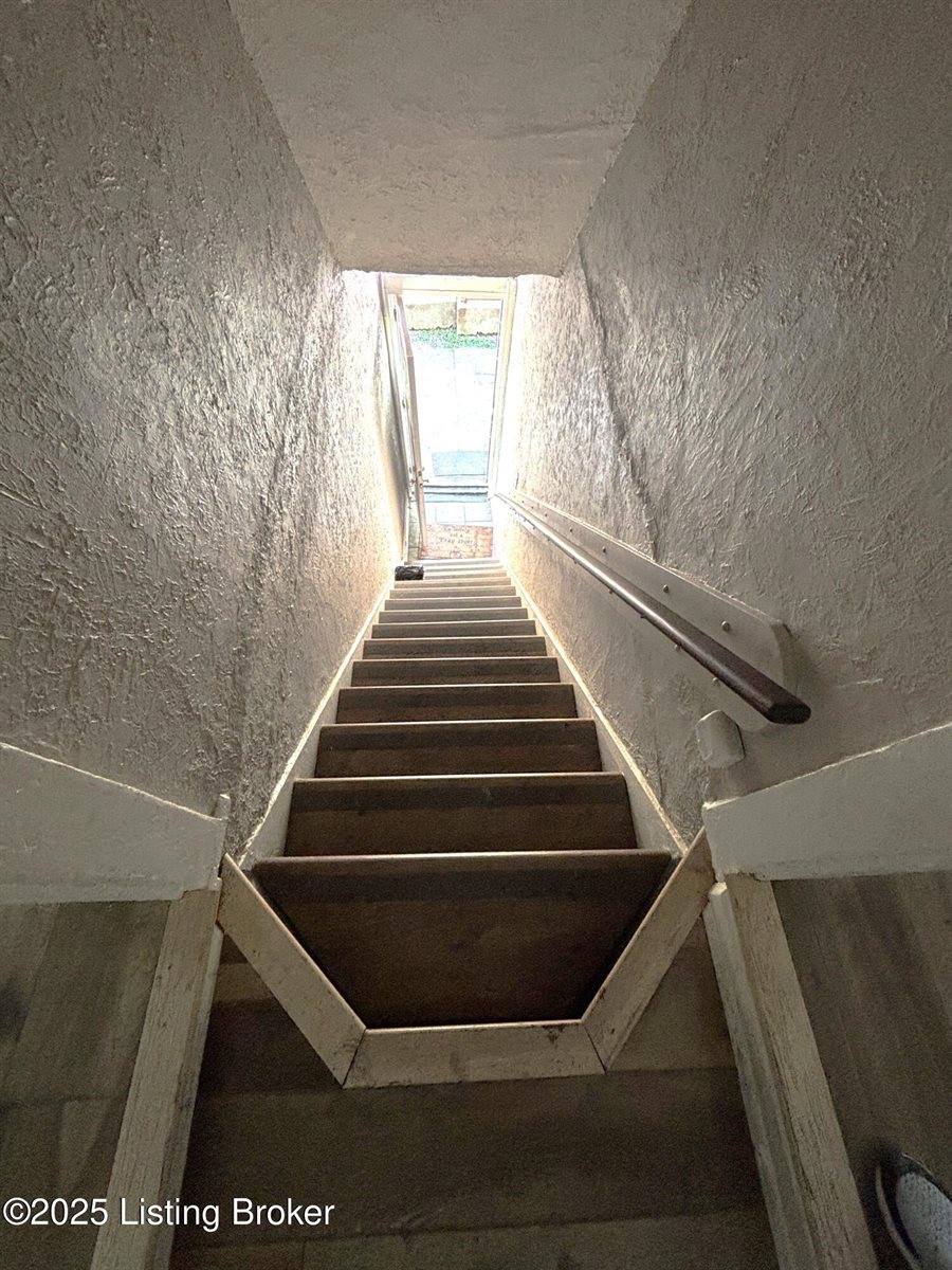 326 Elm St, Newport, KY 41071