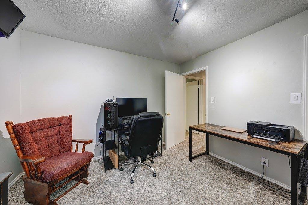 6203 Bel-Air, Texarkana, TX 75503