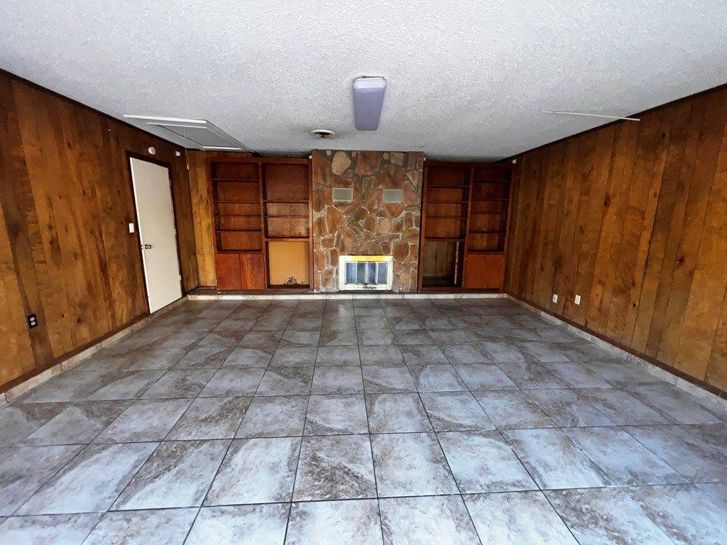 165 Greenforest, Nash, TX 75569