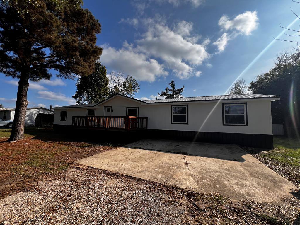 205 Lynch, New Boston, TX 75570