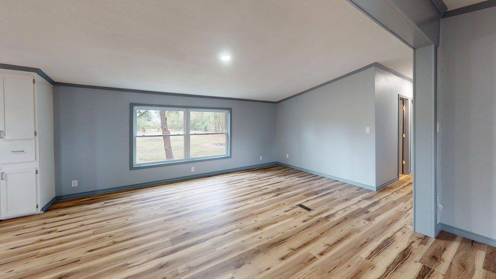 205 Lynch, New Boston, TX 75570