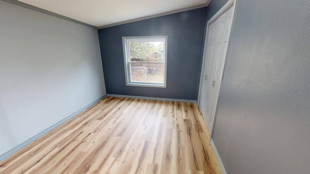 205 Lynch, New Boston, TX 75570