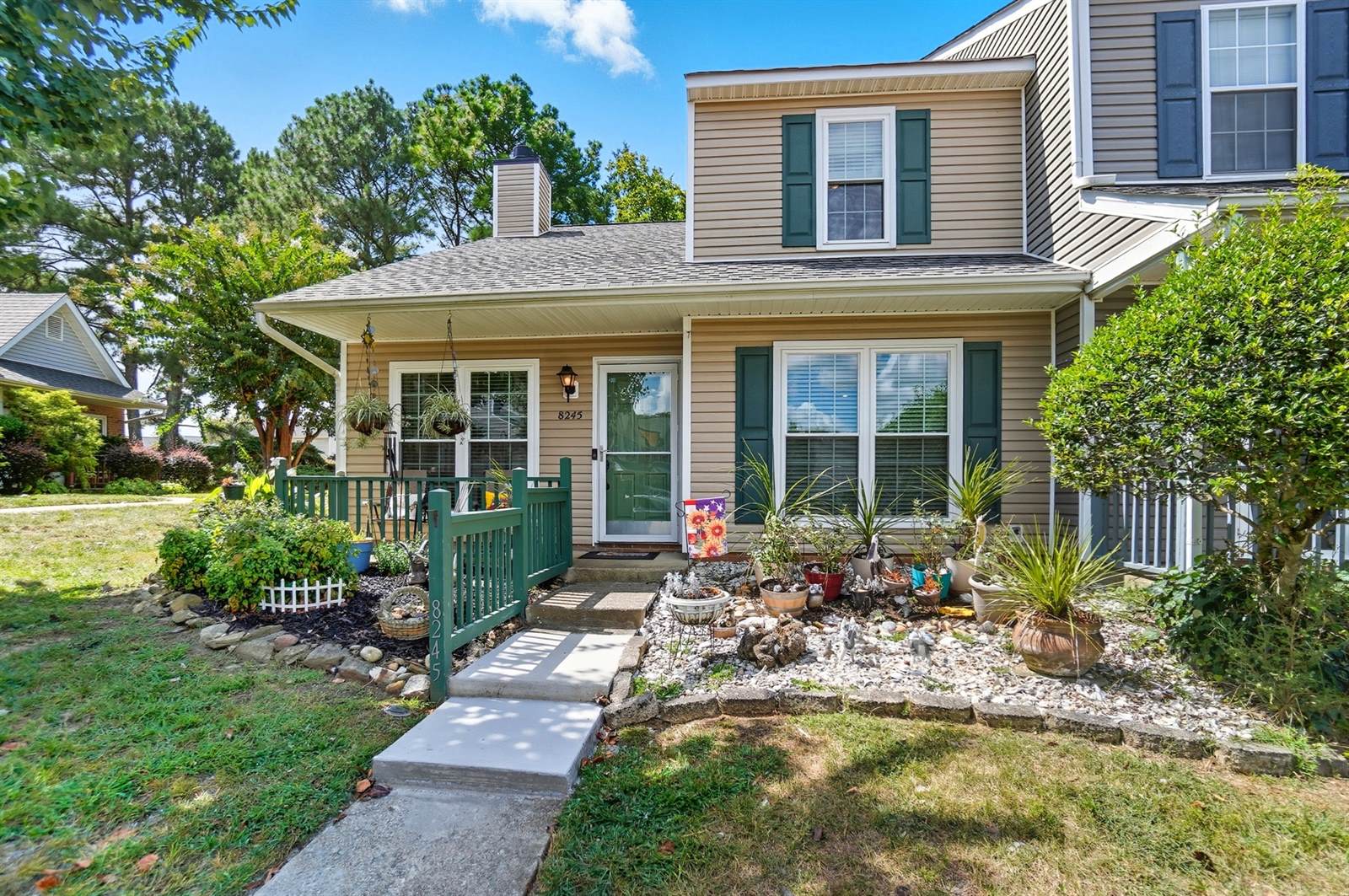 8245 Golf Ridge Drive, Charlotte, NC 28277