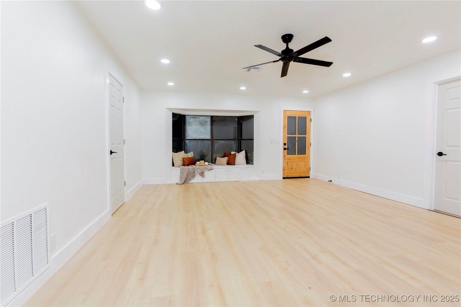 802 East Delaware Avenue, McAlester, OK 74501