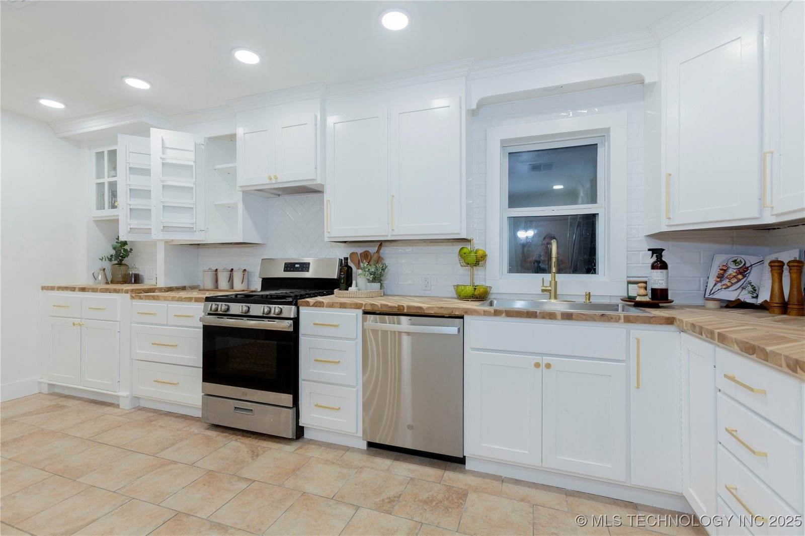 802 East Delaware Avenue, McAlester, OK 74501