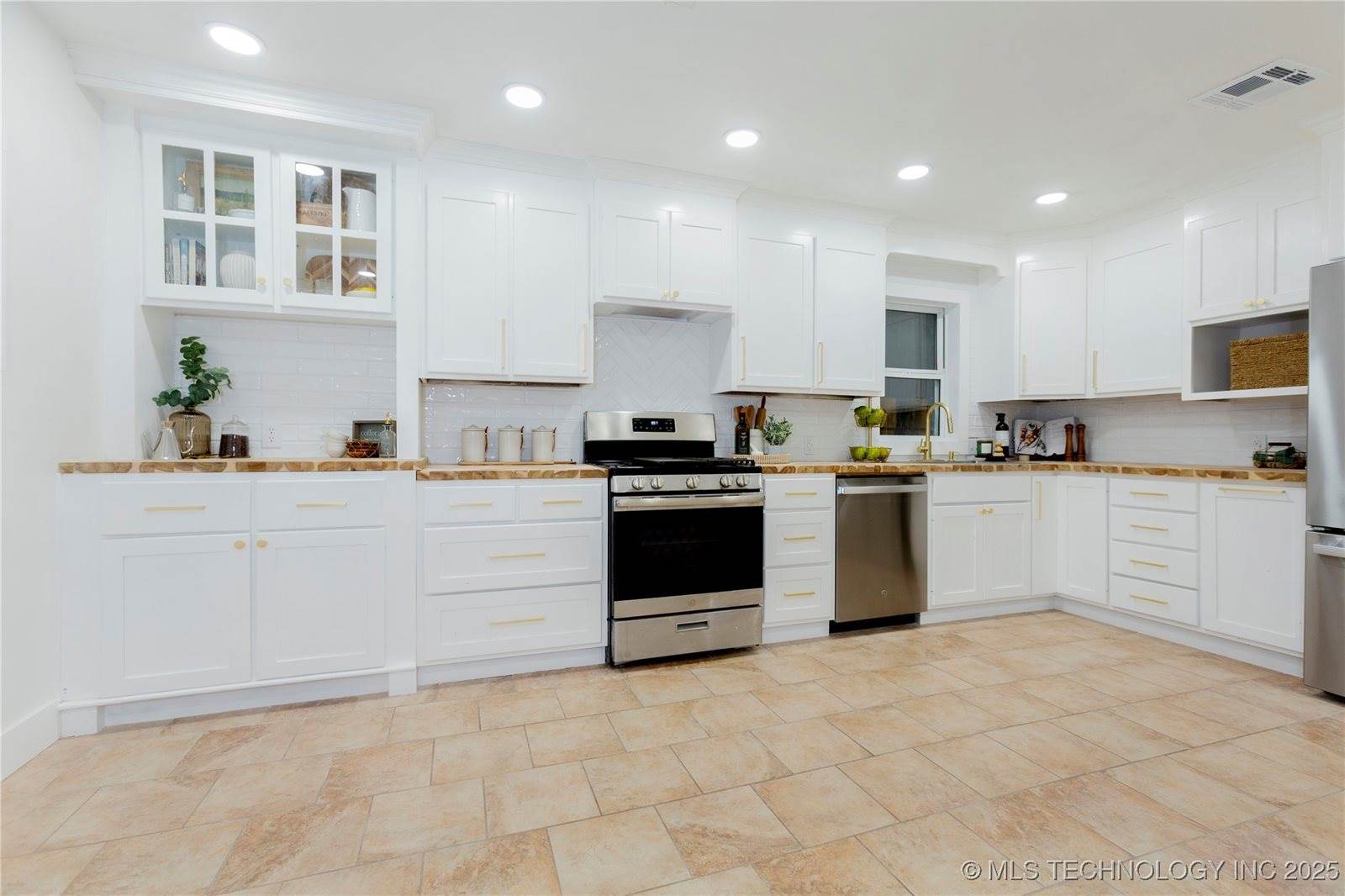 802 East Delaware Avenue, McAlester, OK 74501