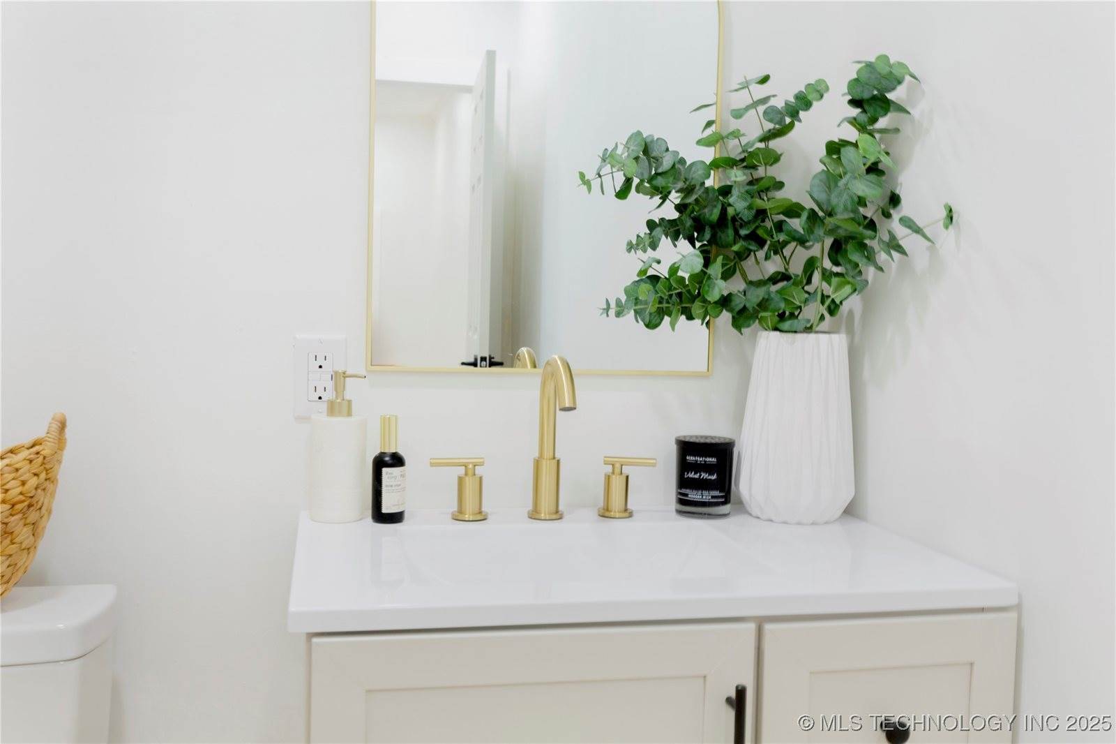 802 East Delaware Avenue, McAlester, OK 74501