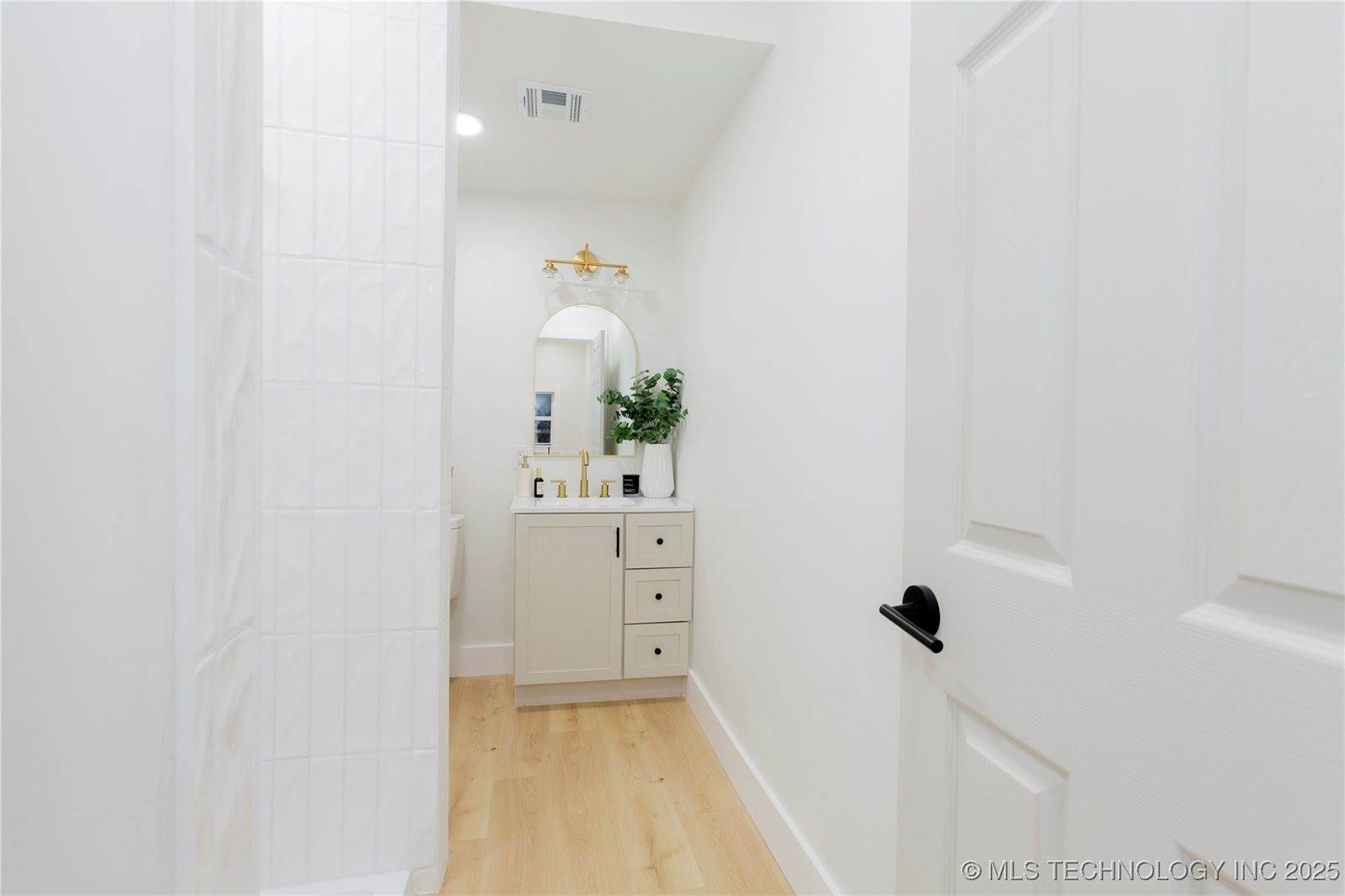 802 East Delaware Avenue, McAlester, OK 74501