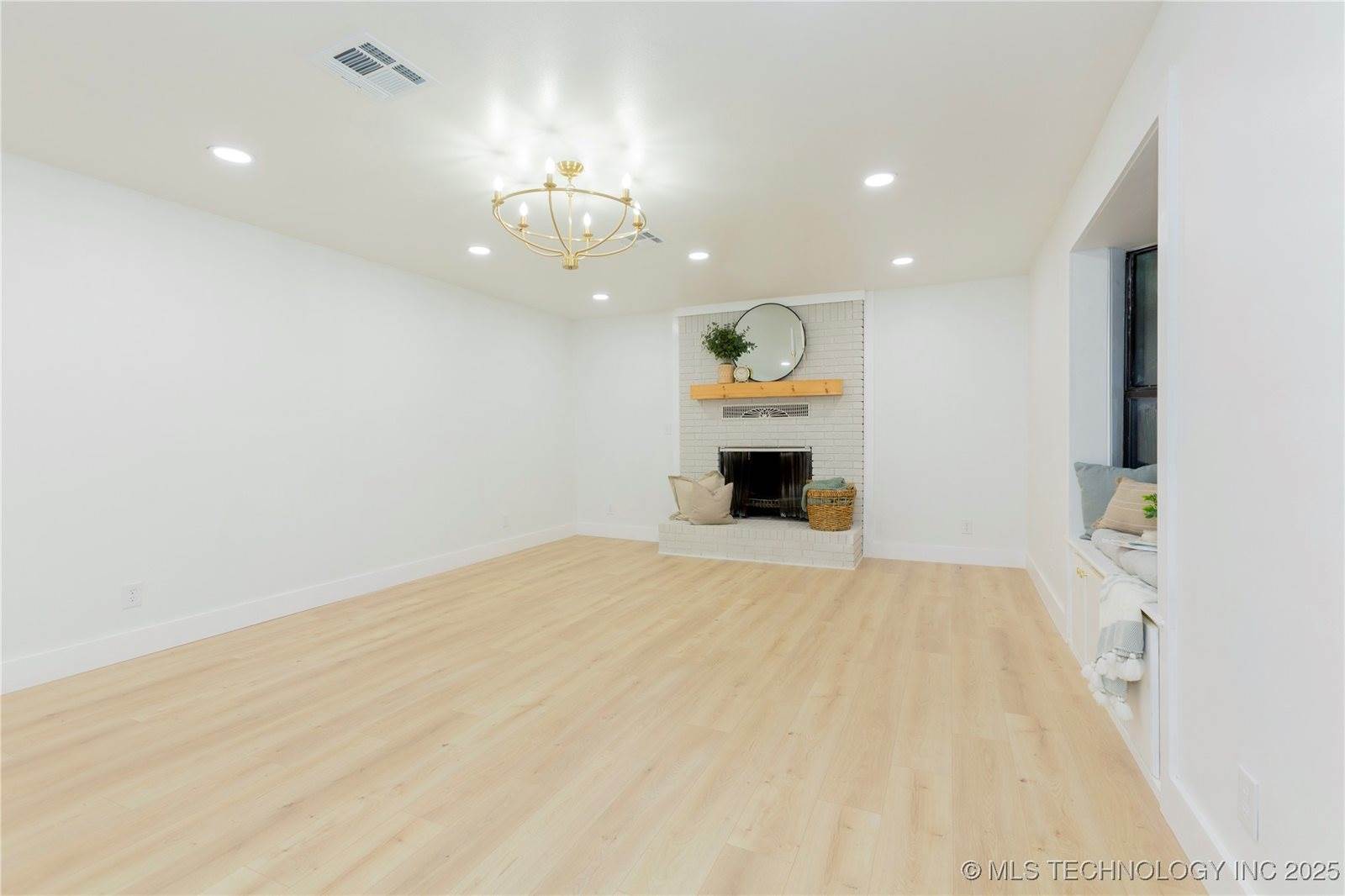 802 East Delaware Avenue, McAlester, OK 74501