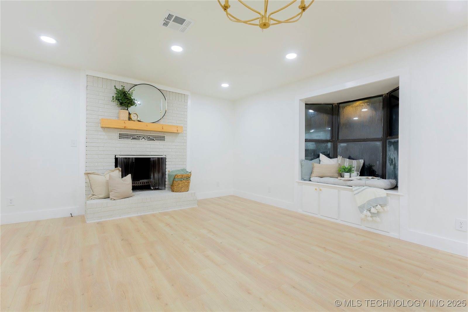 802 East Delaware Avenue, McAlester, OK 74501