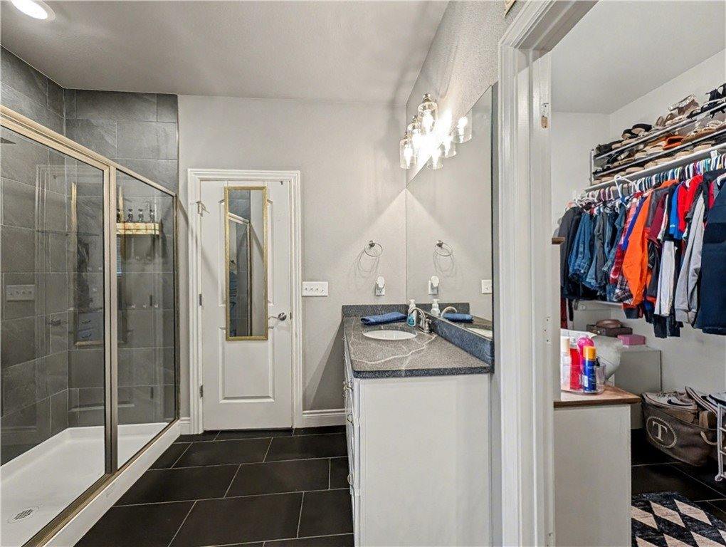 921 West Ashmore Landing Loop, Centerton, AR 72719