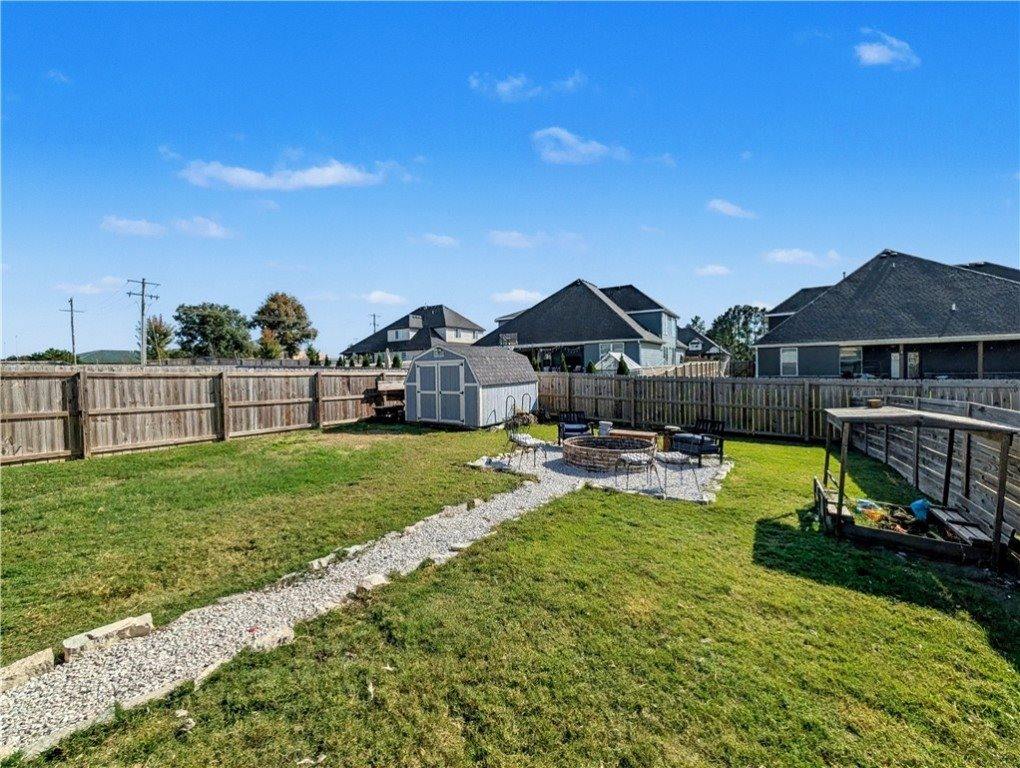 921 West Ashmore Landing Loop, Centerton, AR 72719