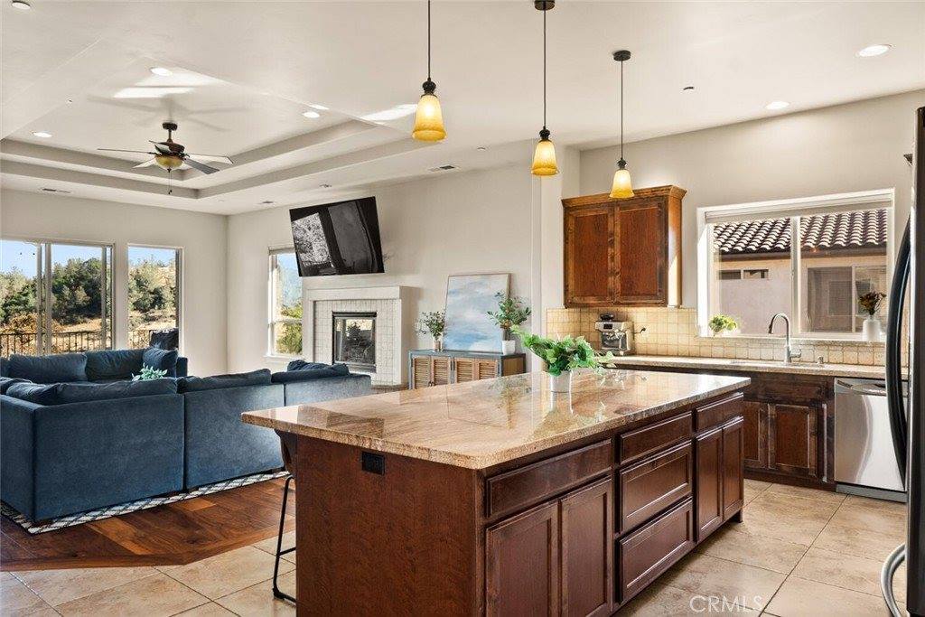 3368 Summit Ridge, Chico, CA 95928