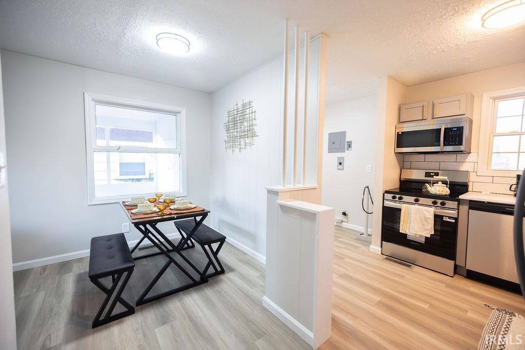 201 N Shellbark Road, Muncie, IN 47304