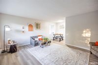 201 N Shellbark Road, Muncie, IN 47304