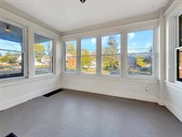 1468 South Float Avenue, Freeport, IL 61032