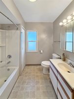 1468 South Float Avenue, Freeport, IL 61032