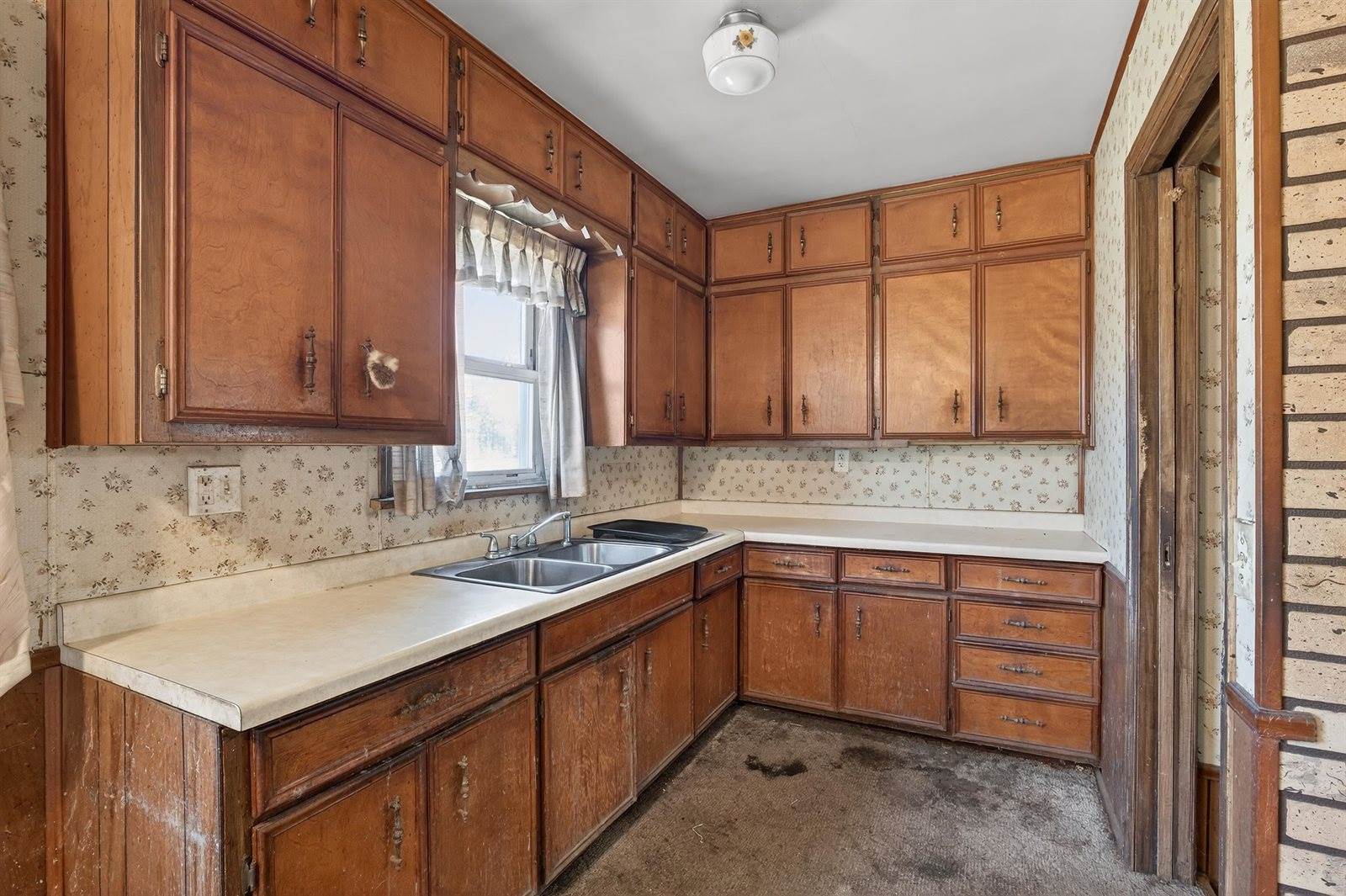 5386 3rd Avenue, Rudolph, WI 54457