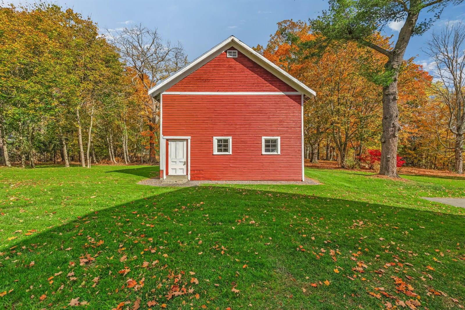 180 Main Road North, Hampden, ME 04444