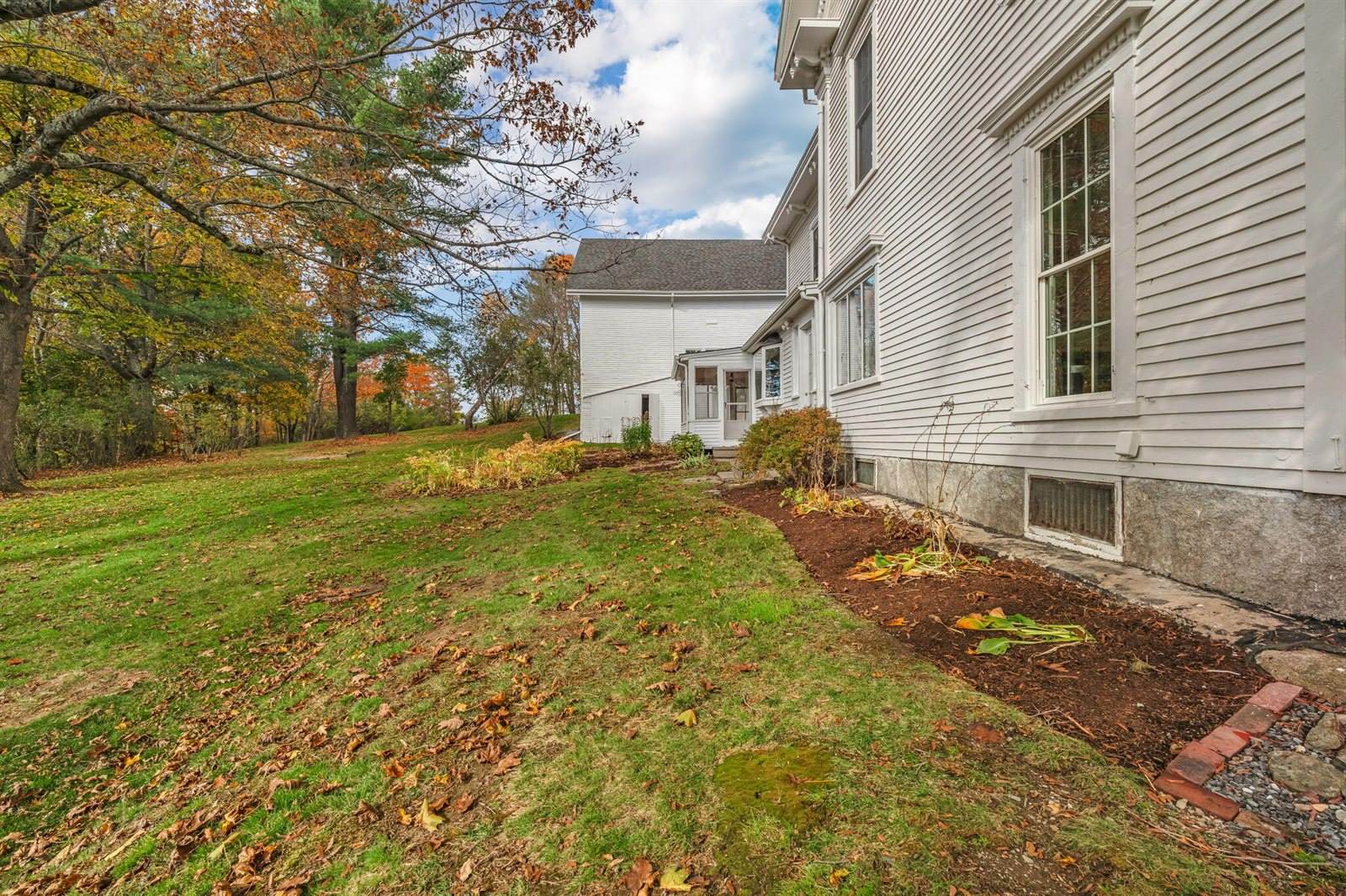 180 Main Road North, Hampden, ME 04444