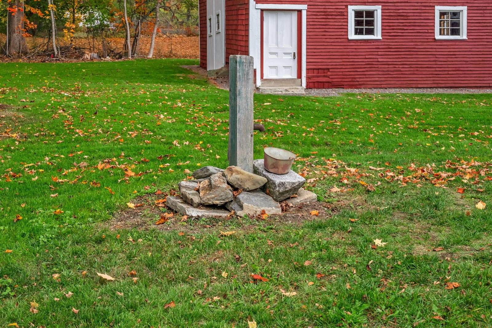 180 Main Road North, Hampden, ME 04444