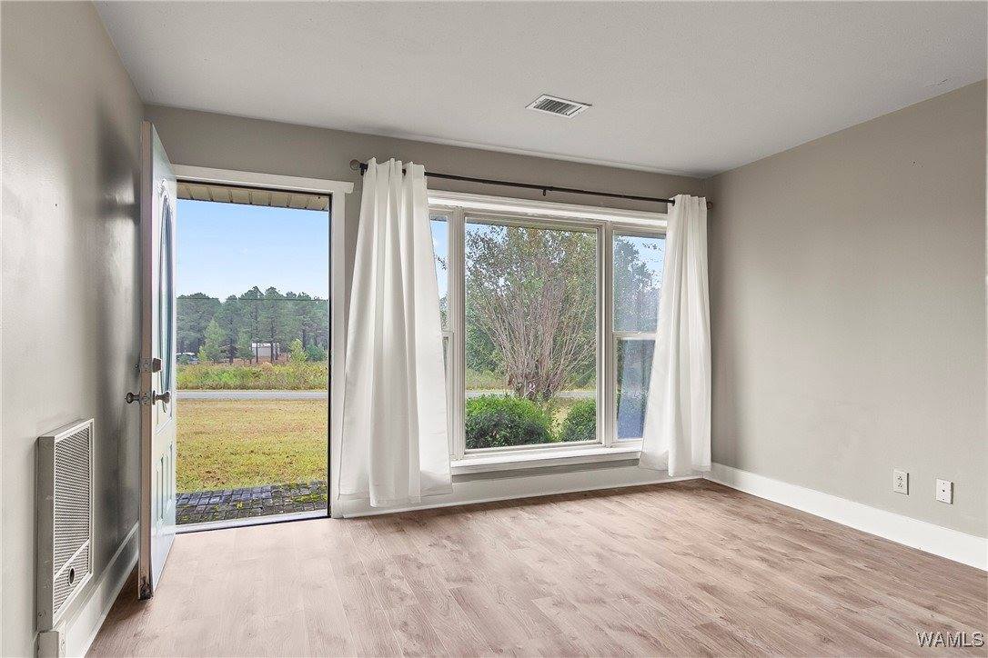 2931 County Rd 52, Moundville, AL 35474