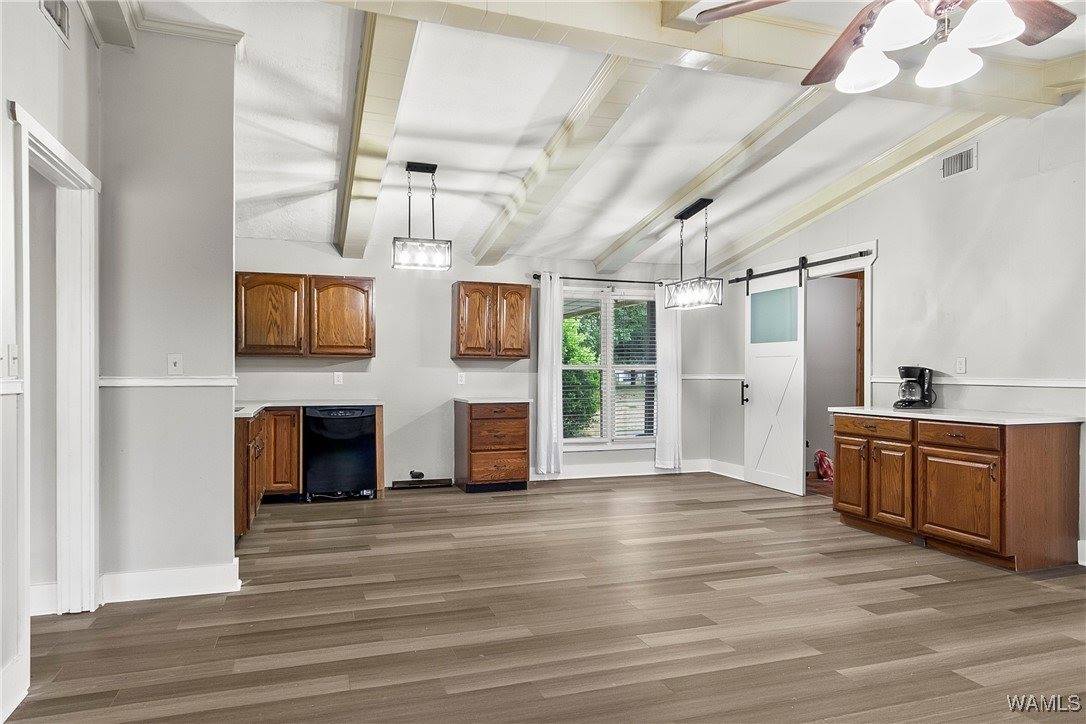 2931 County Rd 52, Moundville, AL 35474