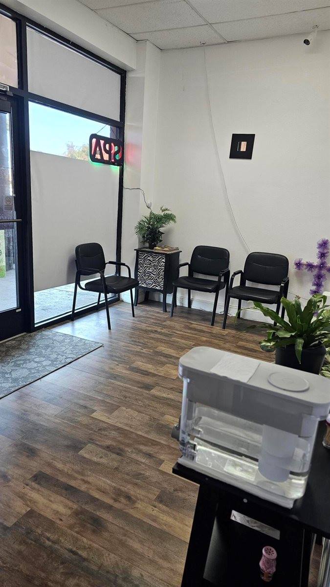 1426 North Ben Maddox Way, Visalia, CA 93292