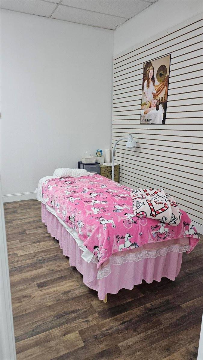 1426 North Ben Maddox Way, Visalia, CA 93292