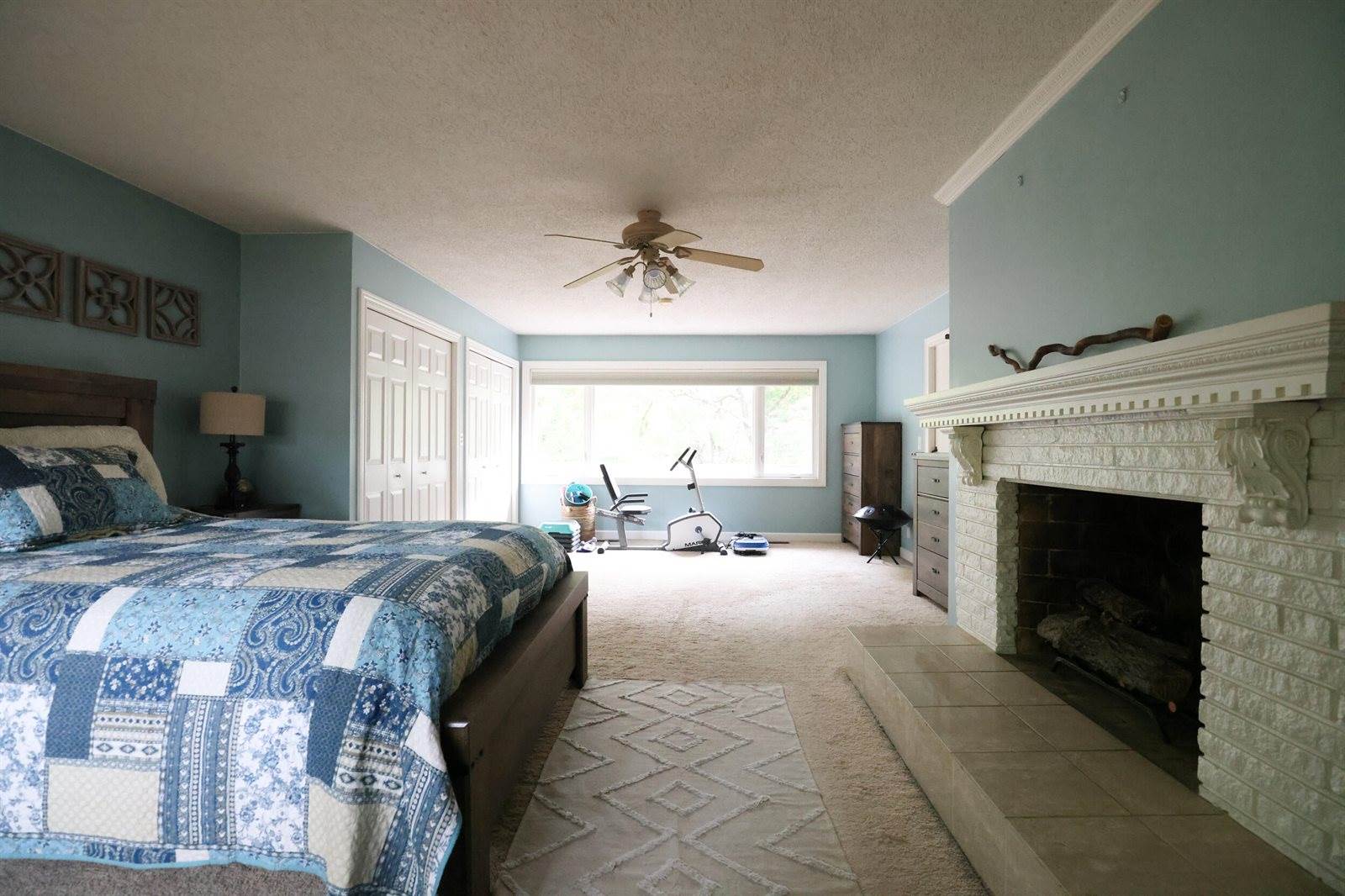 921 West Kilgore Road, Portage, MI 49024