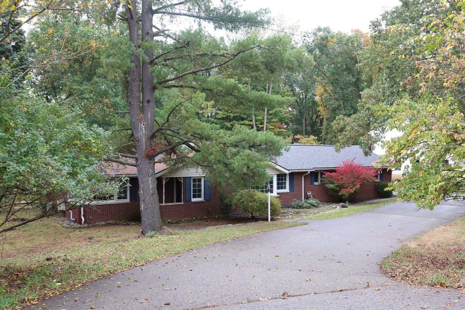 921 West Kilgore Road, Portage, MI 49024