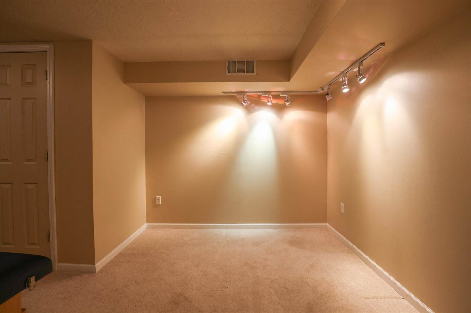 921 West Kilgore Road, Portage, MI 49024