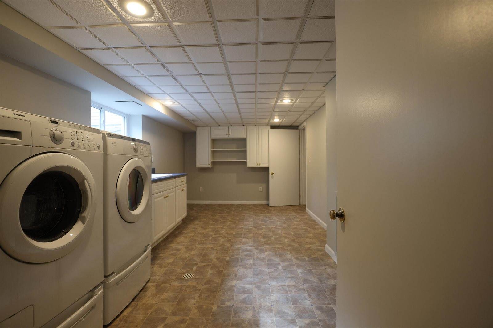 921 West Kilgore Road, Portage, MI 49024