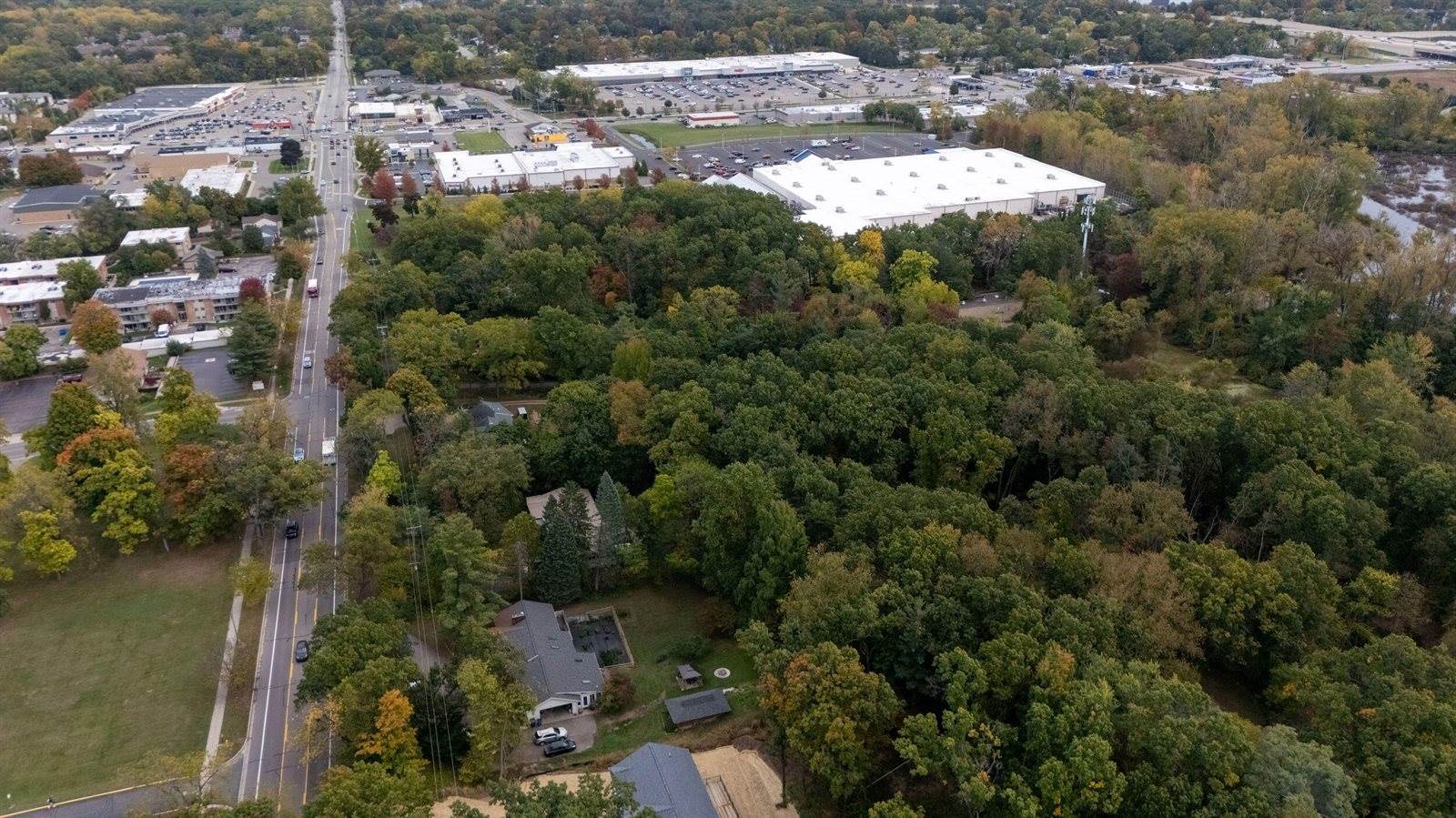 921 West Kilgore Road, Portage, MI 49024