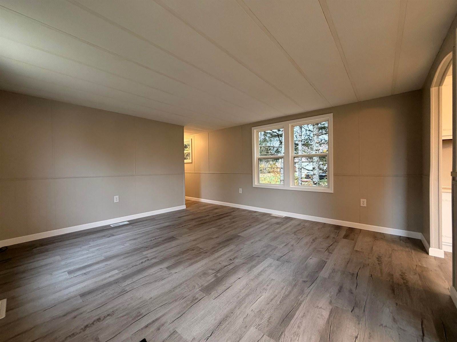 48 Bushey Street, Ashland, ME 04732