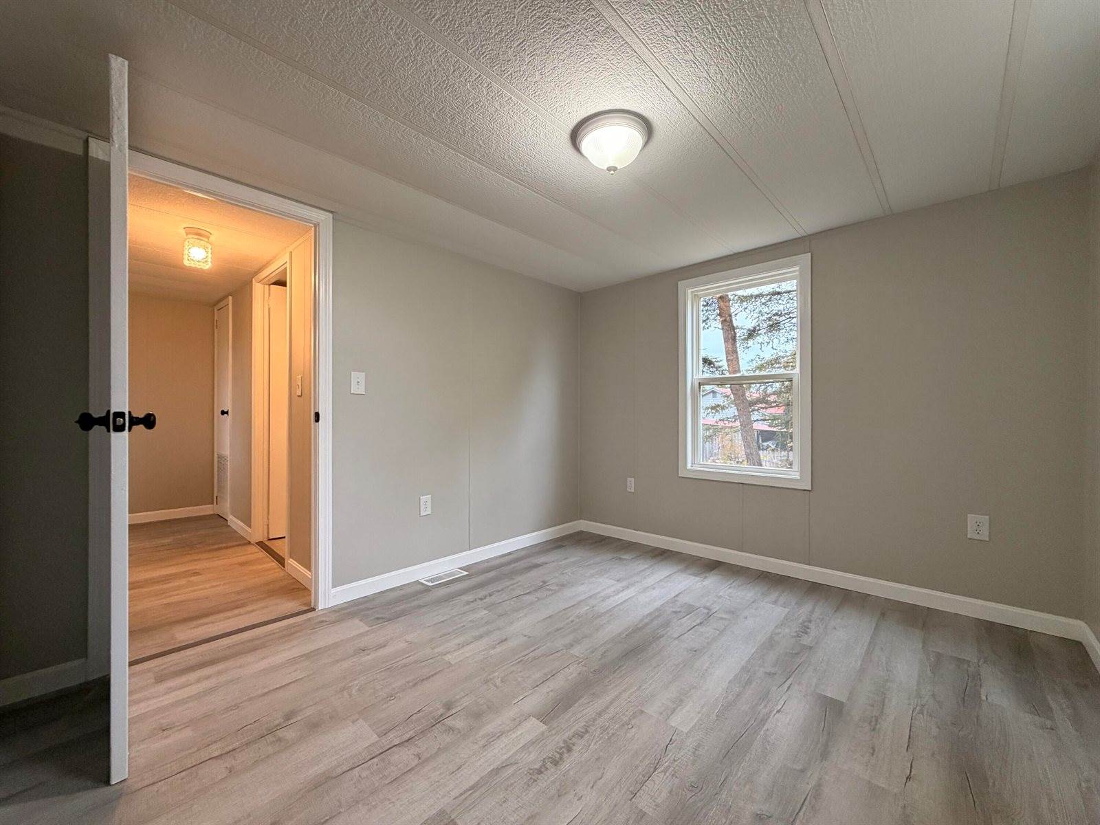 48 Bushey Street, Ashland, ME 04732