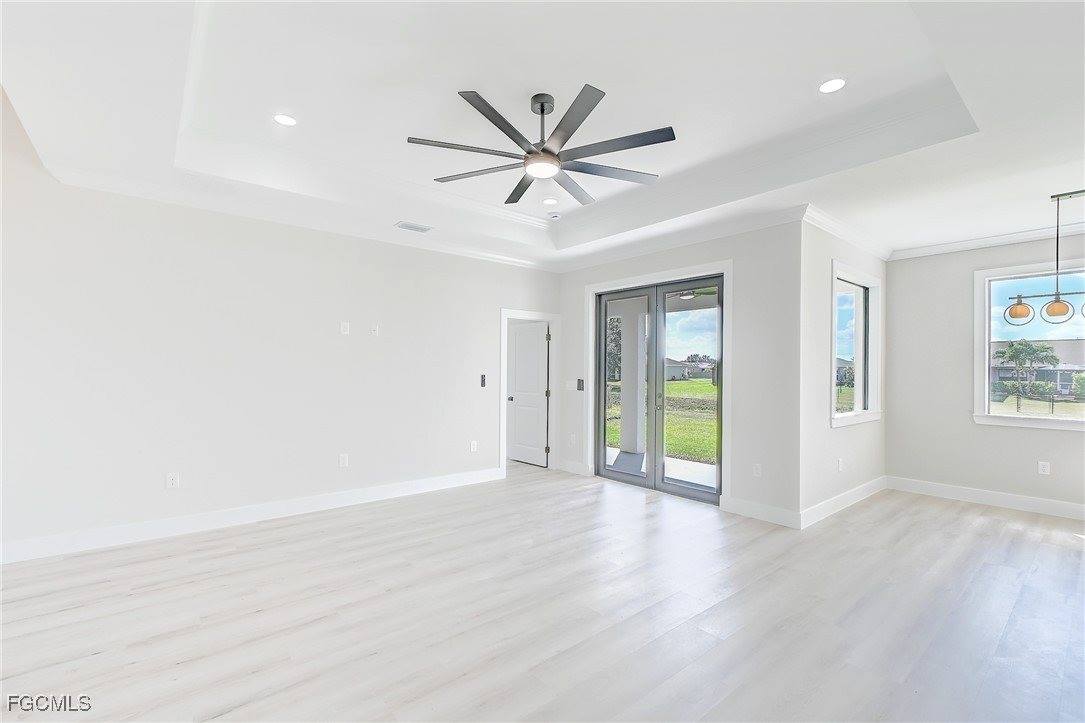 1019 Cedartree Avenue, Lehigh Acres, FL 33971