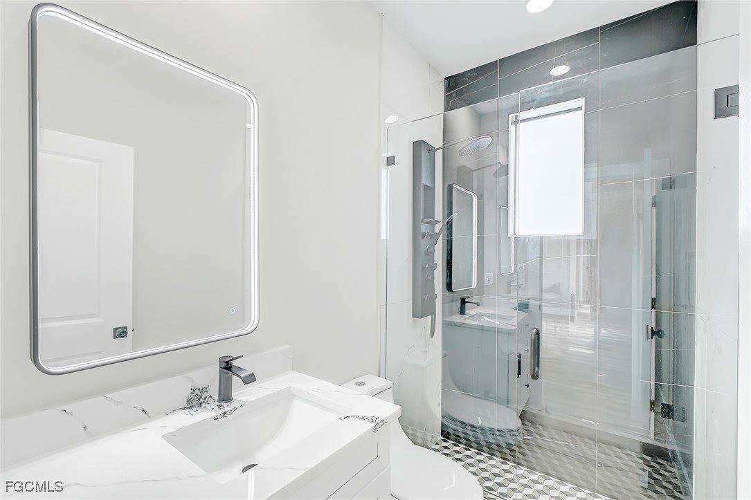 1019 Cedartree Avenue, Lehigh Acres, FL 33971