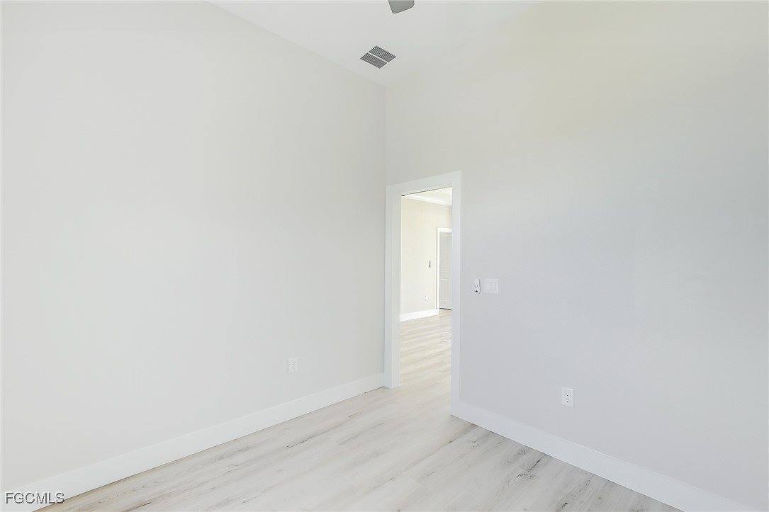 1019 Cedartree Avenue, Lehigh Acres, FL 33971