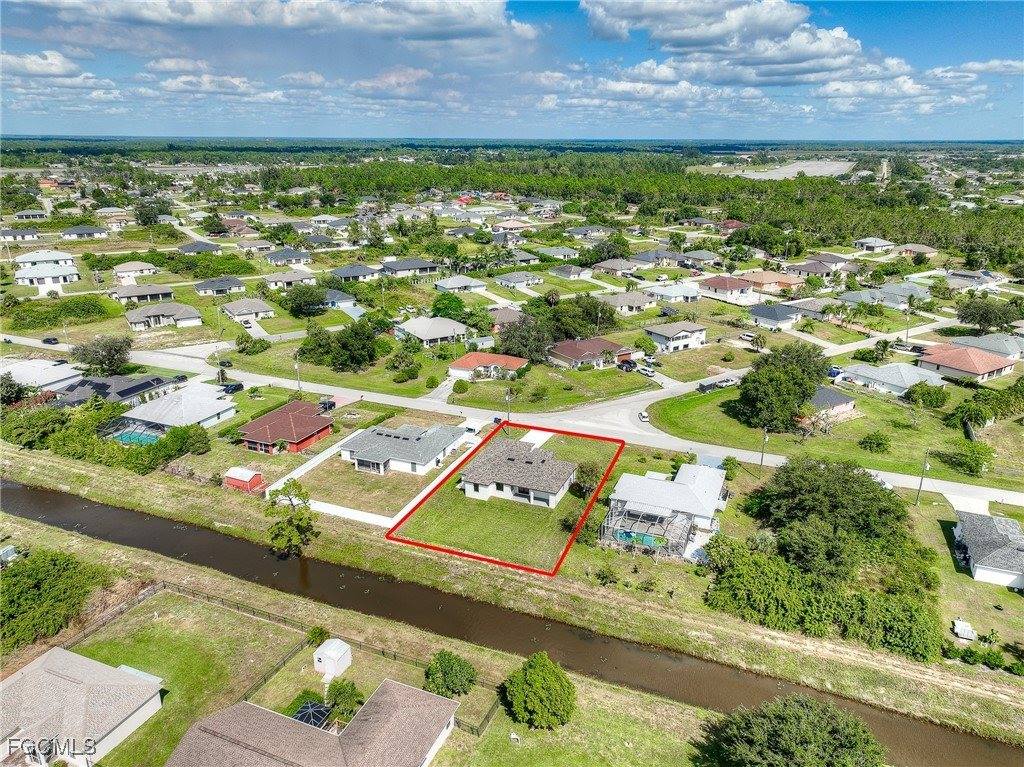 1019 Cedartree Avenue, Lehigh Acres, FL 33971