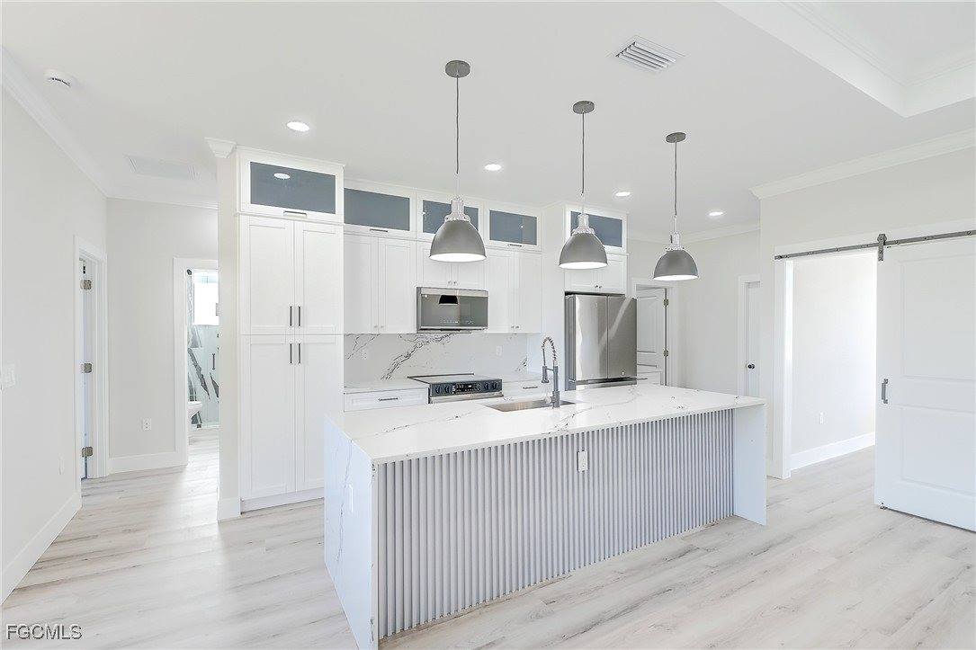 4212 34th Street SW, Lehigh Acres, FL 33976