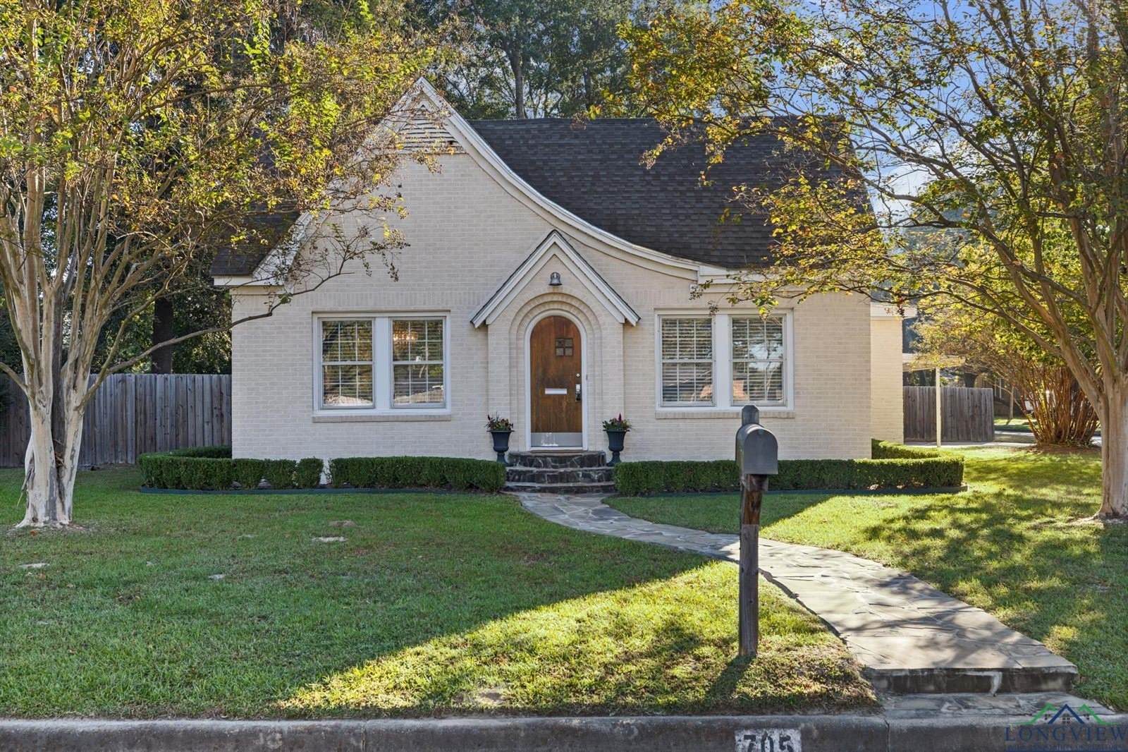 705 Mitchell, Gilmer, TX 75644