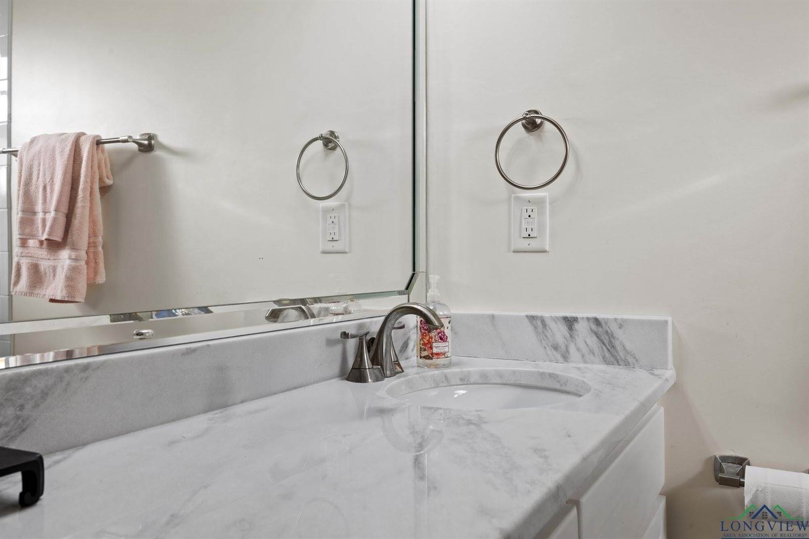 705 Mitchell, Gilmer, TX 75644